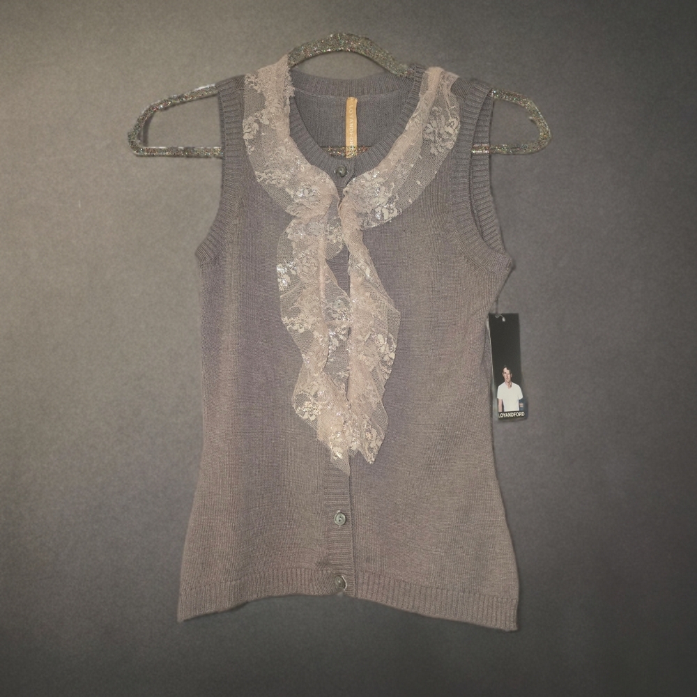 NWT Brown Sleeveless Loyandford Cardigan Size 2